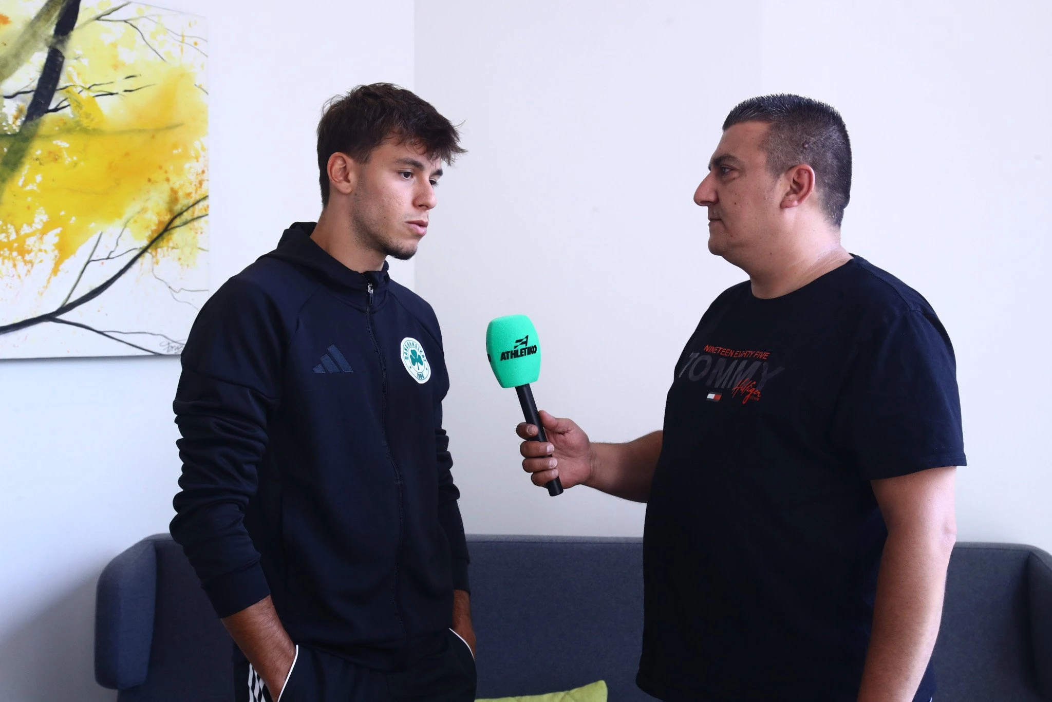 Ο Γιώργος Βαγιαννίδης με τον συντάκτη του Athletiko, Κώστα Γουλή - Πηγή: Eurokinissi Ο Γιώργος Βαγιαννίδης με τον συντάκτη του Athletiko, Κώστα Γουλή - Πηγή: Eurokinissi