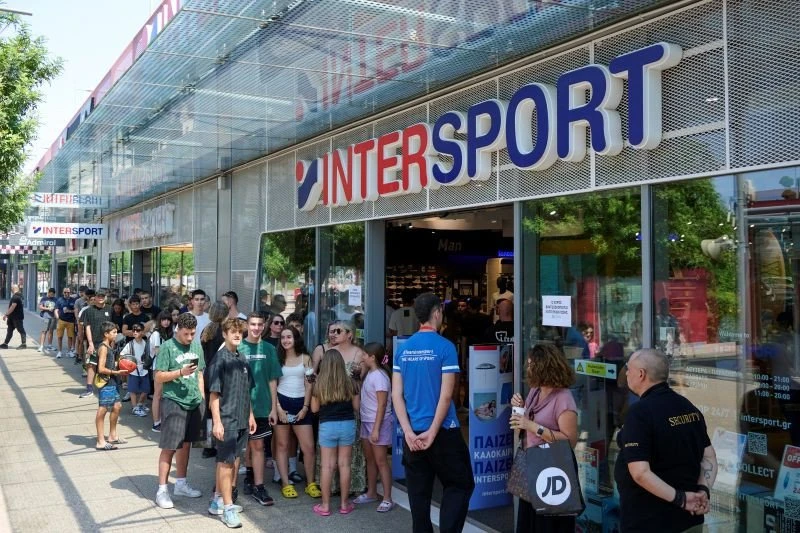 intersport-smart-park-antetokounbros-1.jpg?v=0 intersport-smart-park-antetokounbros-1.jpg?v=0