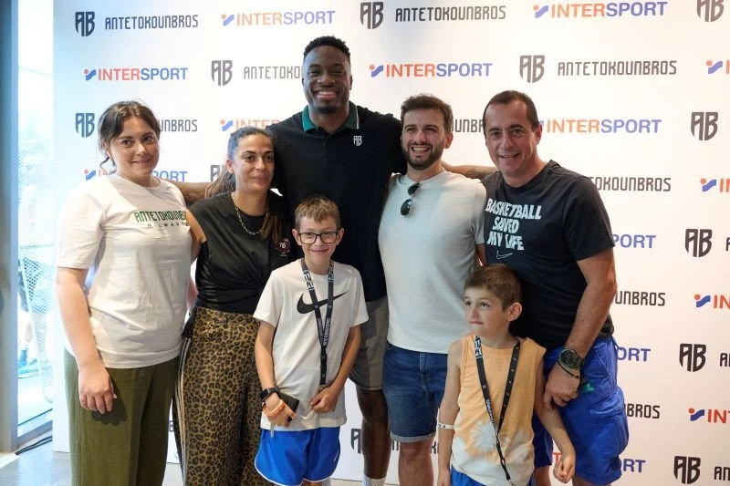 intersport-smart-park-antetokounbros-6.jpg?v=0 intersport-smart-park-antetokounbros-6.jpg?v=0
