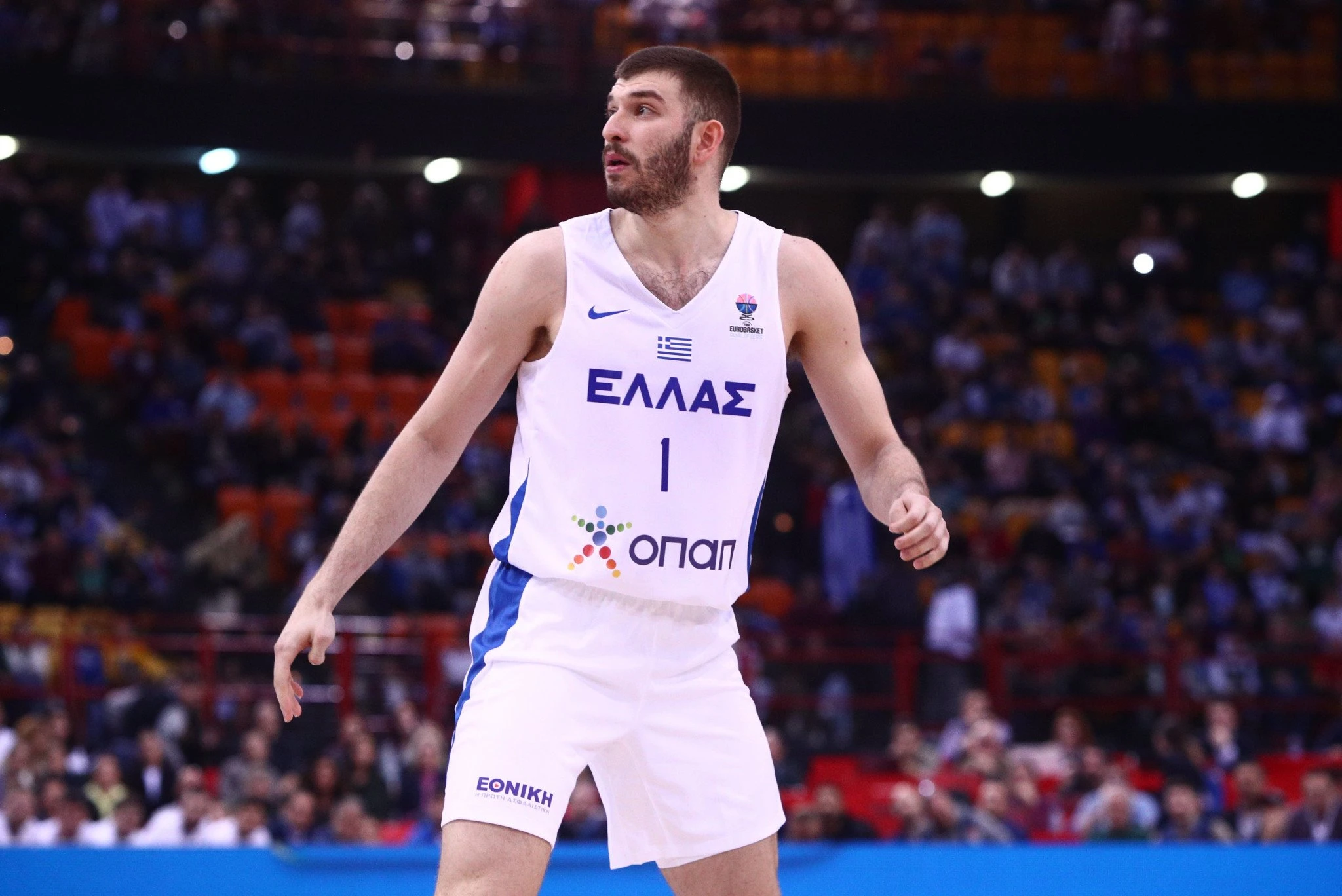 Ο Νίκος Ρογκαβόπουλος σε παιχνίδι με την Ελλάδα, Πηγή: Eurokinissi Ο Νίκος Ρογκαβόπουλος σε παιχνίδι με την Ελλάδα, Πηγή: Eurokinissi