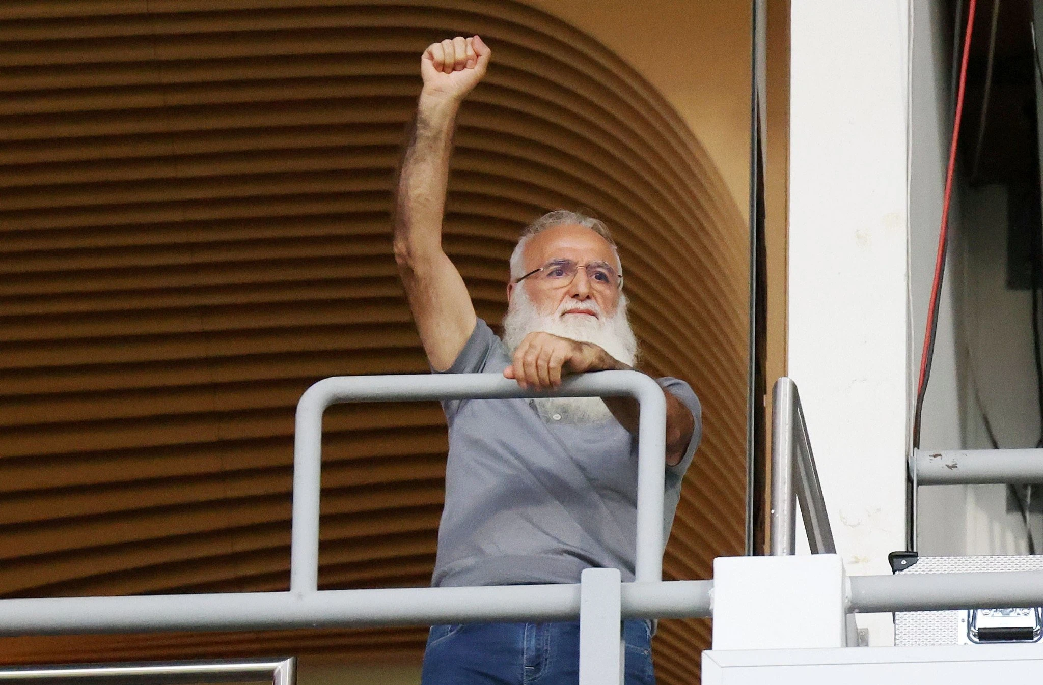 Ο Ιβάν Σαββίδης στην Τούμπα μετά από 5,5 χρόνια Ο Ιβάν Σαββίδης στην Τούμπα μετά από 5,5 χρόνια