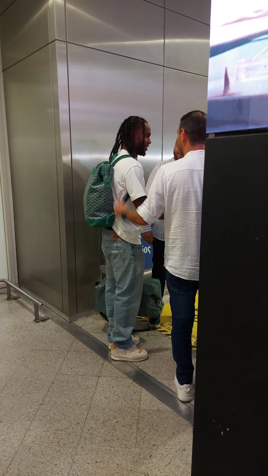O Ρενάτο Σάντσες στην Αθήνα για τον Παναθηναϊκό / Πηγή: Athletiko O Ρενάτο Σάντσες στην Αθήνα για τον Παναθηναϊκό / Πηγή: Athletiko