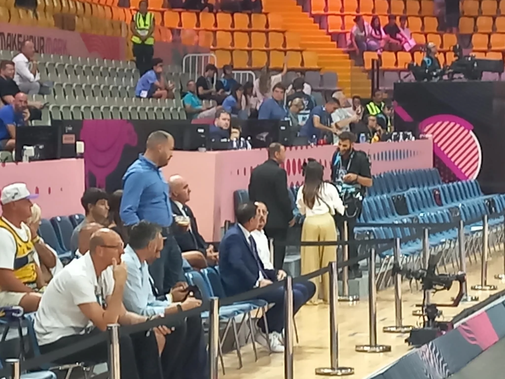 b55ffb35-6493-44d5-908a-5af7485a9697.jfif