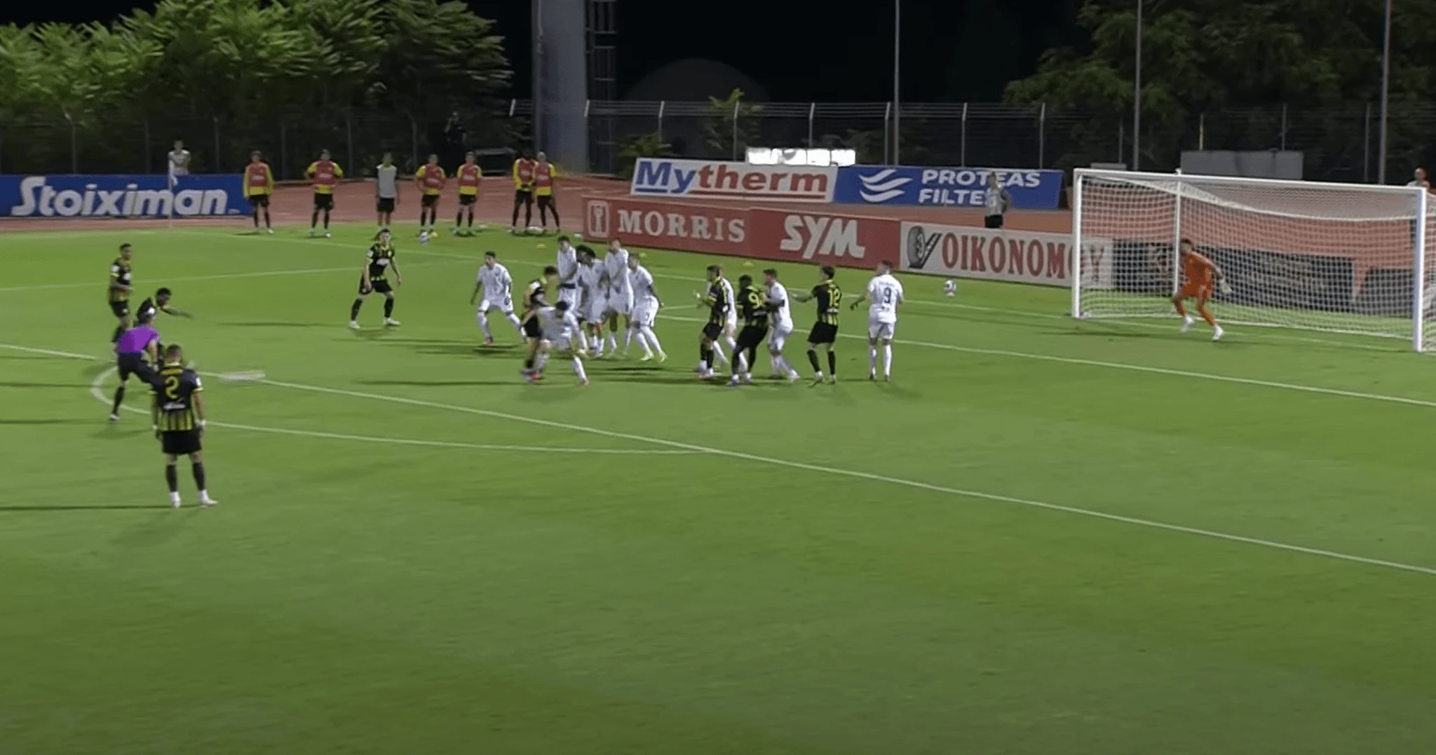 Η οβίδα του Κοϊτά για το 1-0 της ΑΕΚ κόντρα στον Λεβαδειακό Η οβίδα του Κοϊτά για το 1-0 της ΑΕΚ κόντρα στον Λεβαδειακό