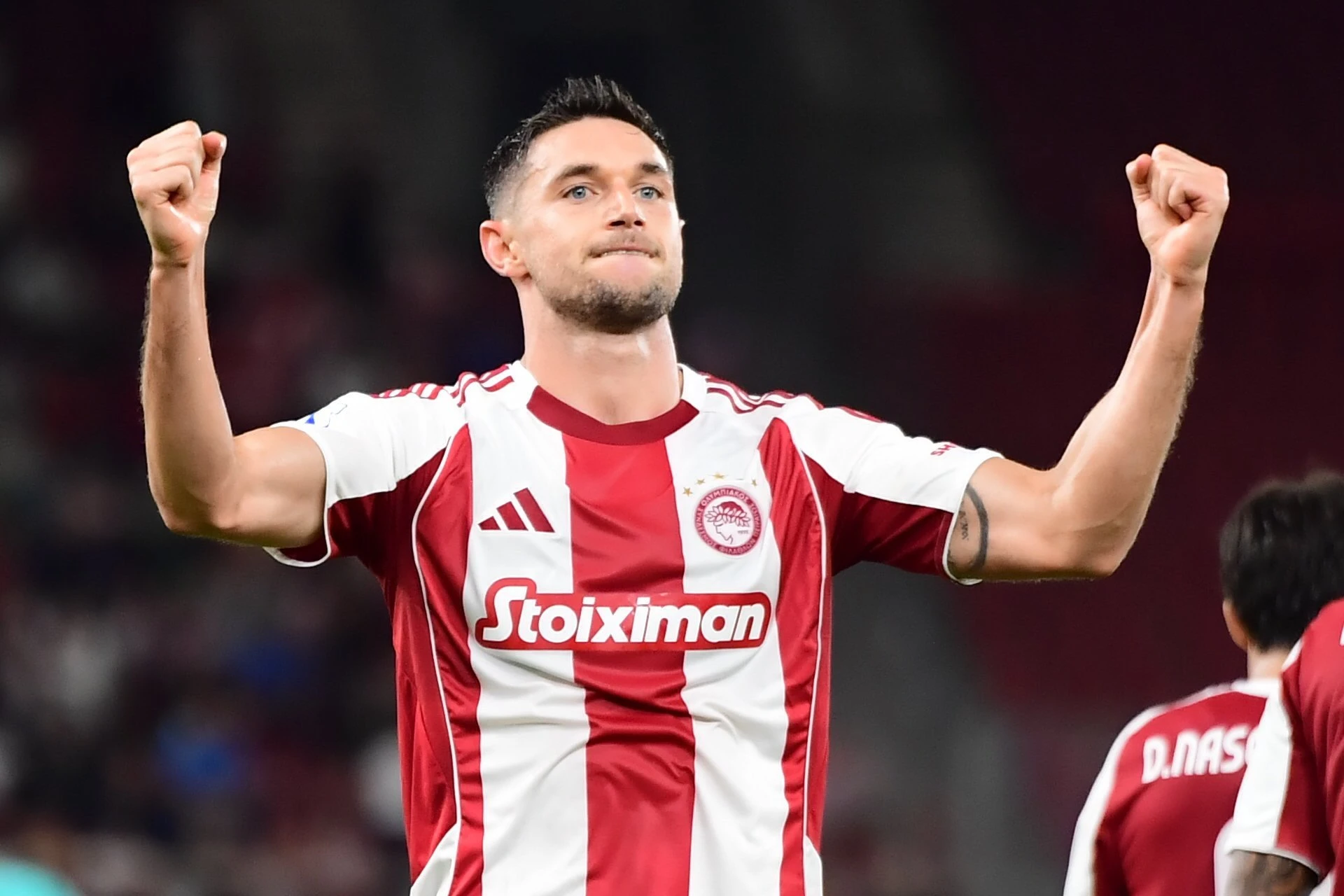 Ο Ρόμαν Γιάρεμτσουκ πανηγυρίζει με τον Ολυμπιακό / Πηγή: Eurokinissi Ο Ρόμαν Γιάρεμτσουκ πανηγυρίζει με τον Ολυμπιακό / Πηγή: Eurokinissi