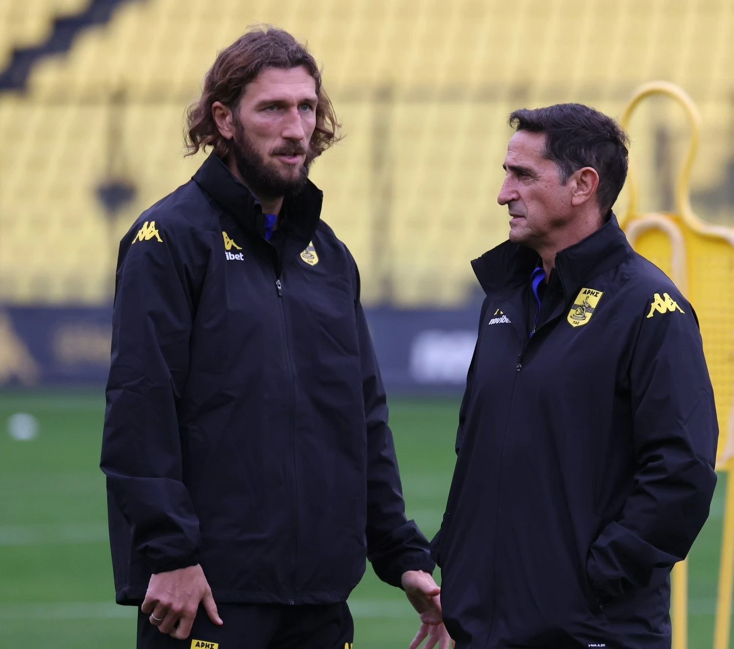 Ο Χιμένεθ με τον Τσιγκρίνσκι/Πηγή: Arisfc