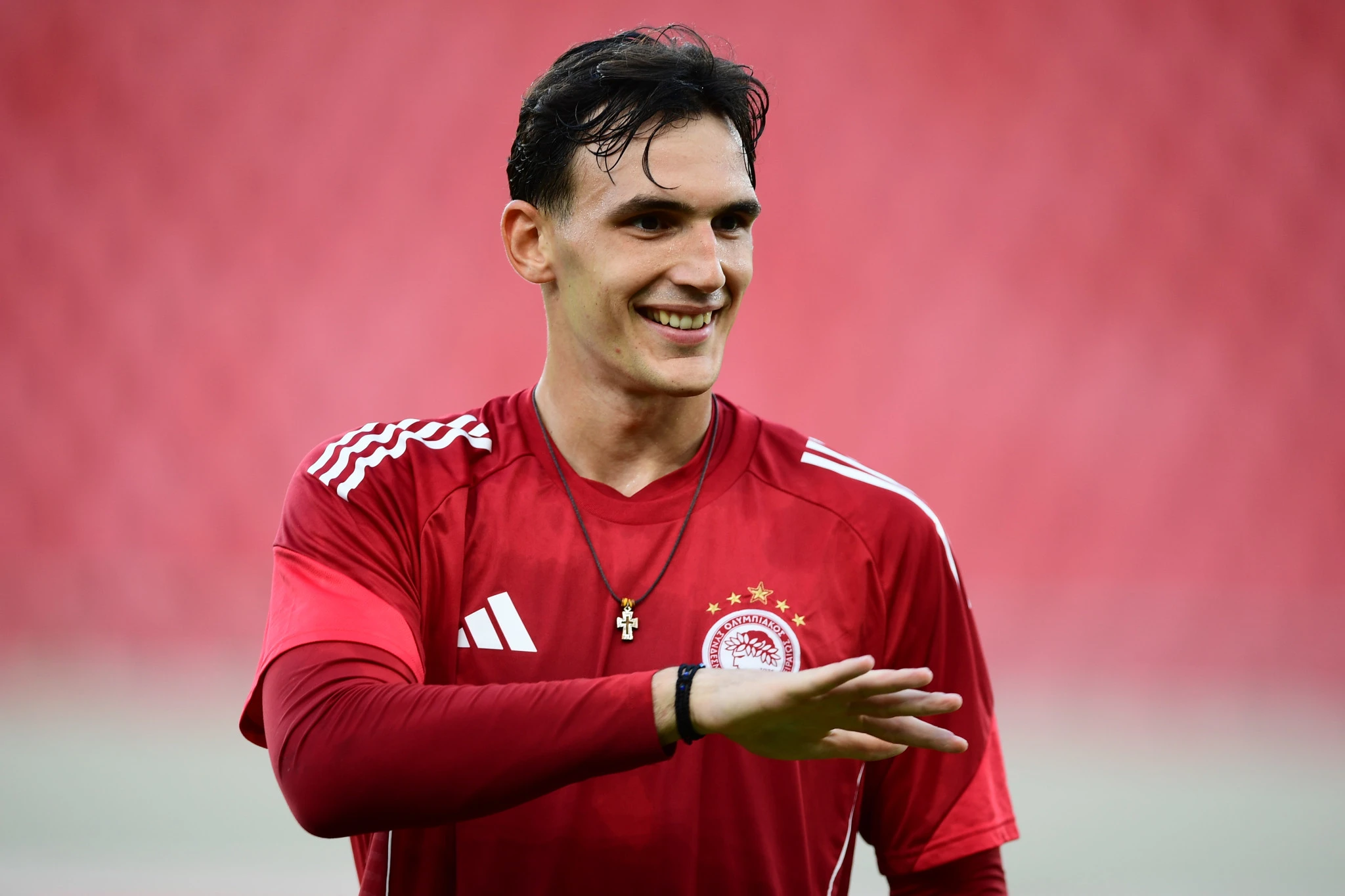 Ο Νίκος Μπότης με τον Ολυμπιακό / Πηγή: Eurokinissi