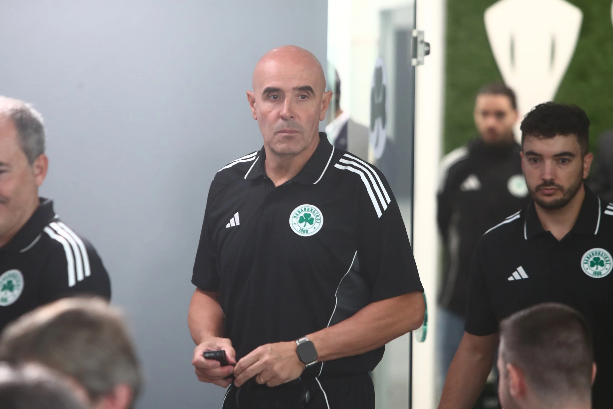 Ο προπονητής τερματοφυλάκων, Χοακίν Βαλέριο Ολιβέρα - ΠΗΓΗ: Eurokinissi