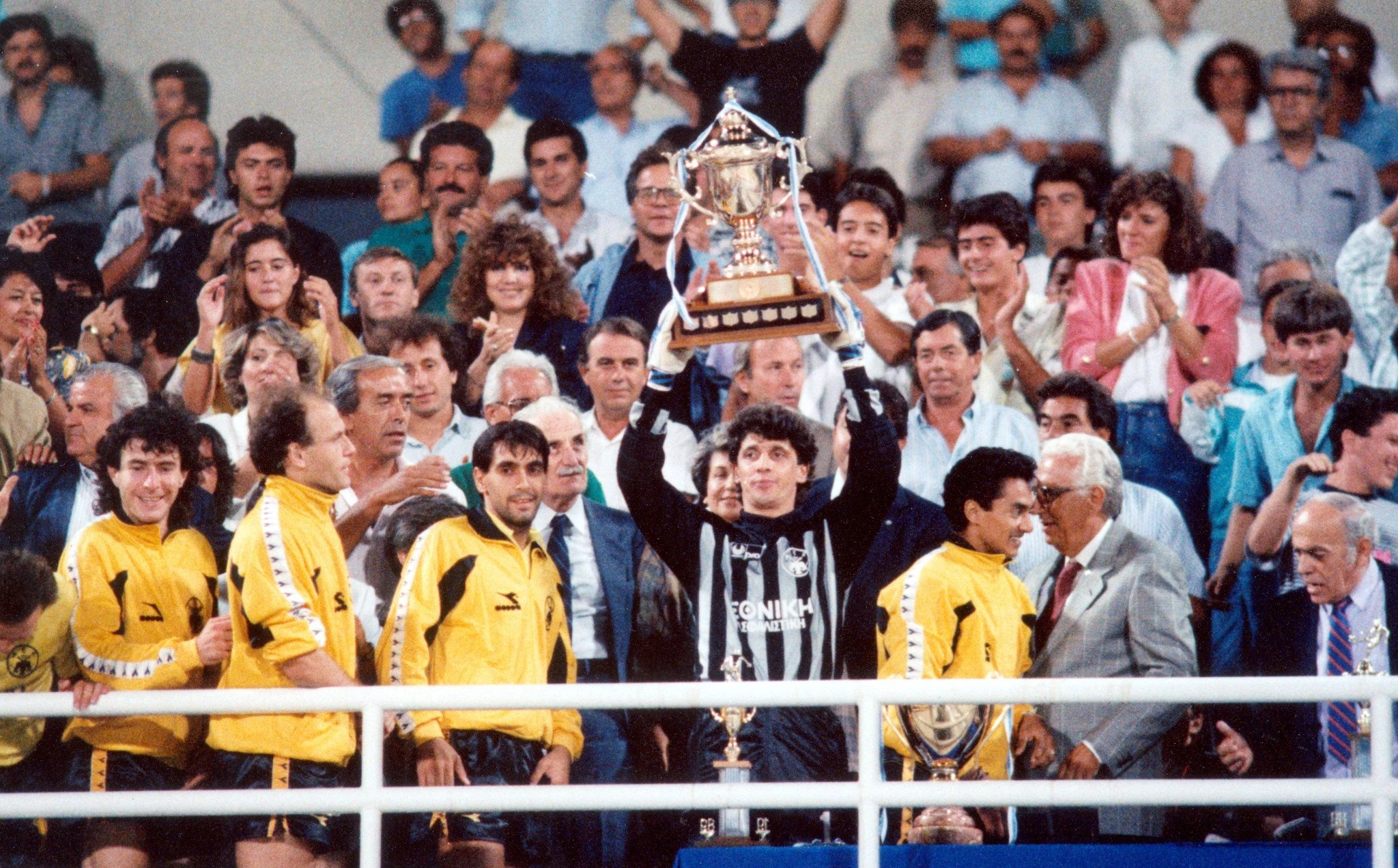 ΑΕΚ - Παναθηναϊκός Super Cup 1989 / Πηγή: InTime ΑΕΚ - Παναθηναϊκός Super Cup 1989 / Πηγή: InTime