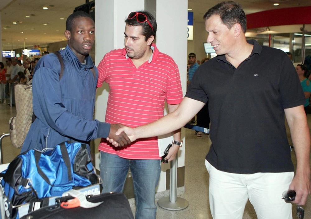 Μπέβερλι, Μπαφές και Μπουντούρης, πριν από 16 χρόνια, Πηγή: Intime