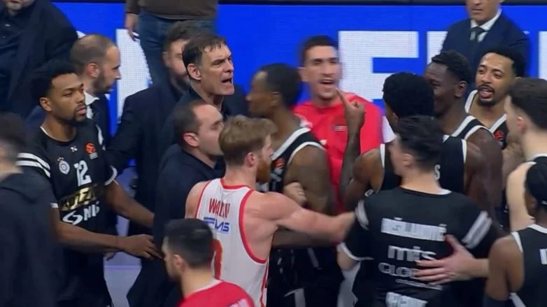 Η ένταση ανάμεσα στον Μπαρτζώκα και τον Ταϊρίκ Τ΄ζοουνς