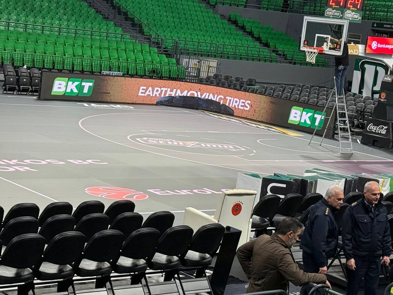 Η προεδρική καρέκλα του Δημήτρη Γιαννακόπουλου