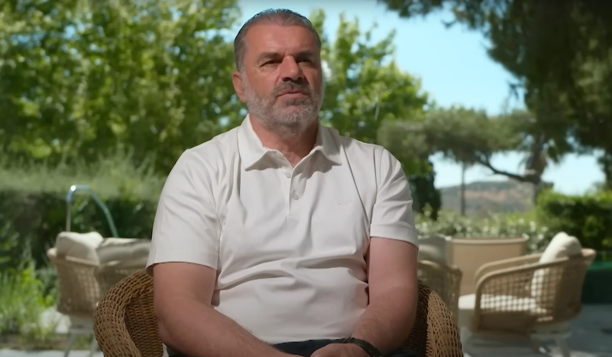 Ο Άγγελος Ποστέκογλου / Screenshot Ο Άγγελος Ποστέκογλου / Screenshot