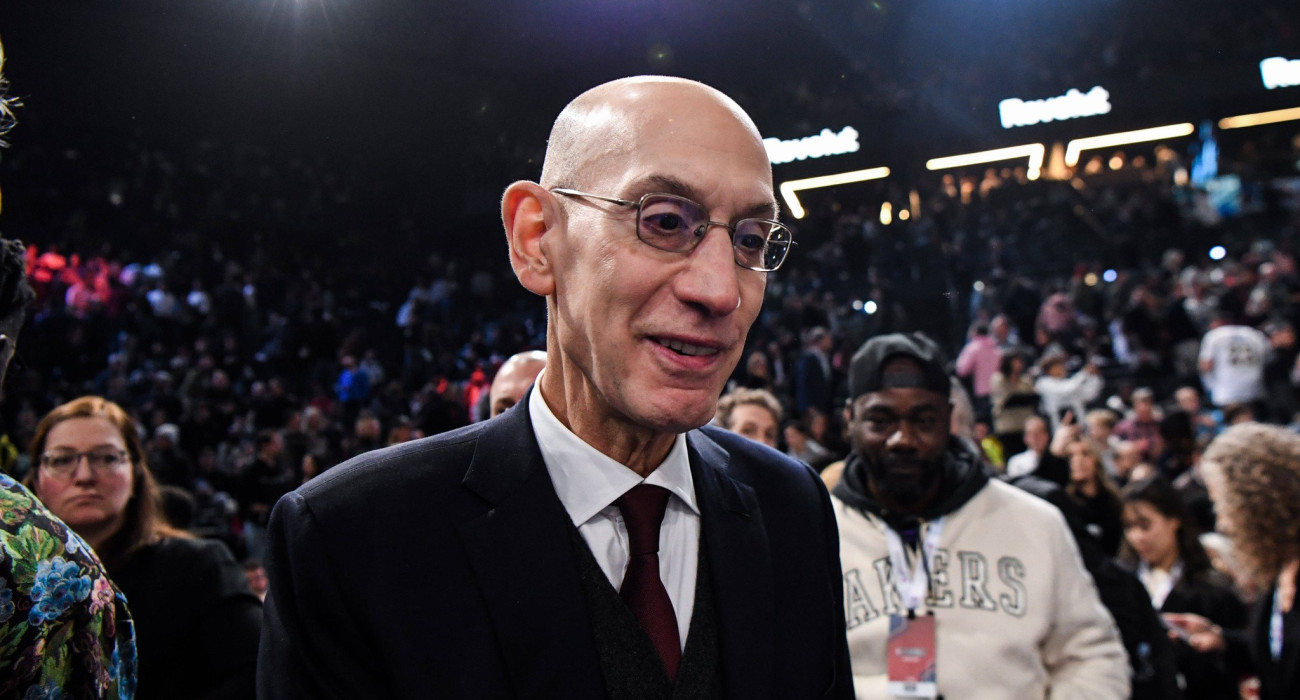 Ο κομισάριος του NBA, Άνταμ Σίλβερ / Πηγή: Imago Ο κομισάριος του NBA, Άνταμ Σίλβερ / Πηγή: Imago