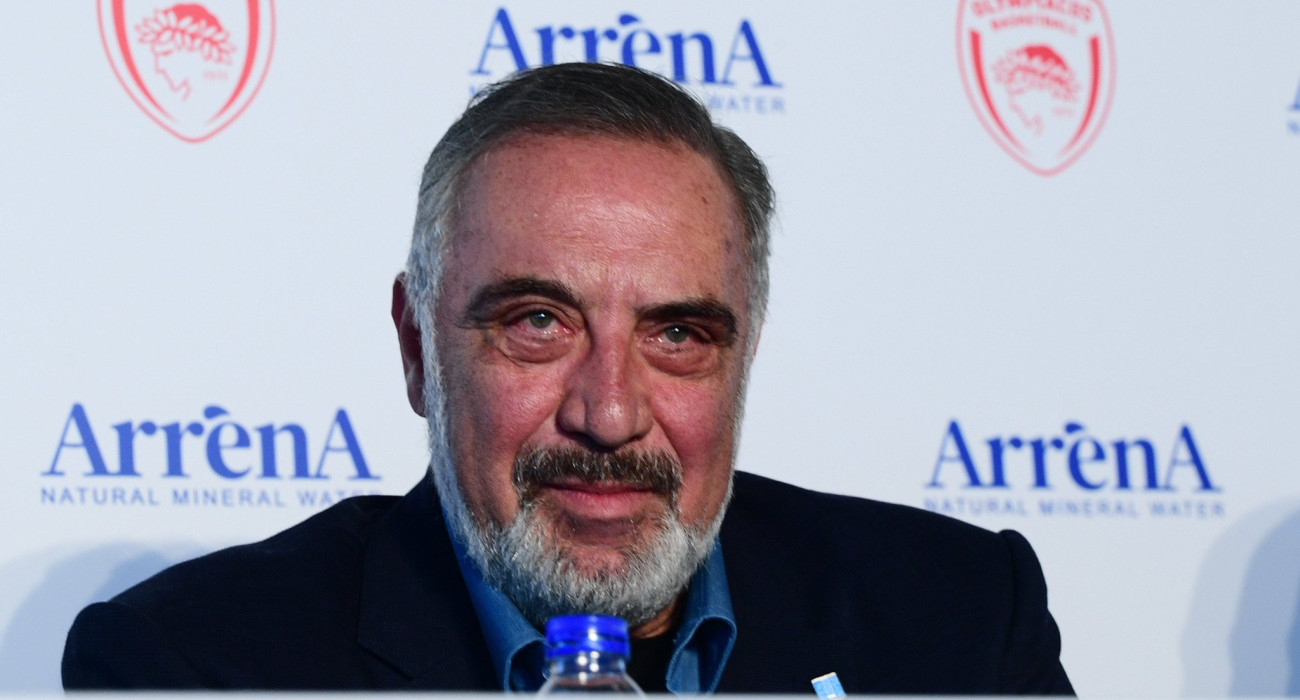 Τσάκος: «Το Red Arrena ταιριάζει στο ΣΕΦ» Τσάκος: «Το Red Arrena ταιριάζει στο ΣΕΦ»