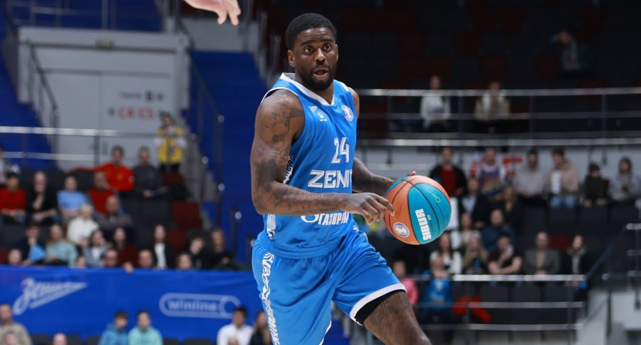 Επίσημη η επιστροφή του Μπέικον στην Euroleague με την Dubai BC Επίσημη η επιστροφή του Μπέικον στην Euroleague με την Dubai BC
