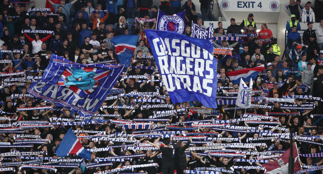 Φίλαθλοι της Ρέιντζερς στo Ibrox / Πηγή: Eurokinissi Φίλαθλοι της Ρέιντζερς στo Ibrox / Πηγή: Eurokinissi
