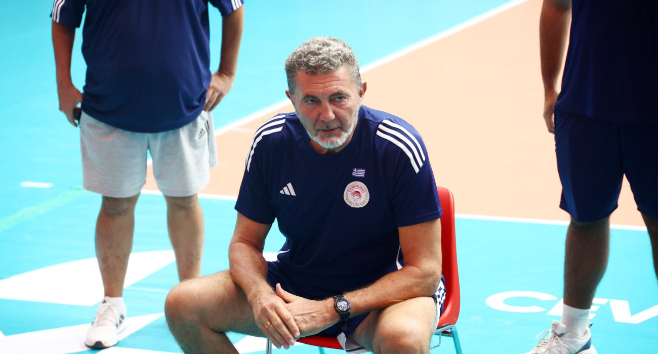 Ο προπονητής του Ολυμπιακού, Αντρέα Γκαρντίνι, στην πρώτη προπόνηση του Ολυμπιακού / Πηγή: Intime