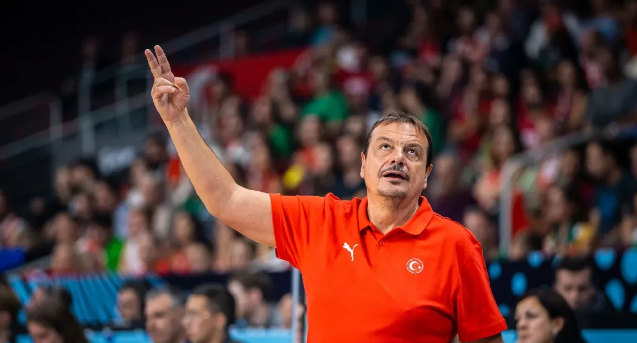 Ο Εργκίν Αταμάν στον πάγκο της Τουρκίας, Πηγή: FIBA Ο Εργκίν Αταμάν στον πάγκο της Τουρκίας, Πηγή: FIBA