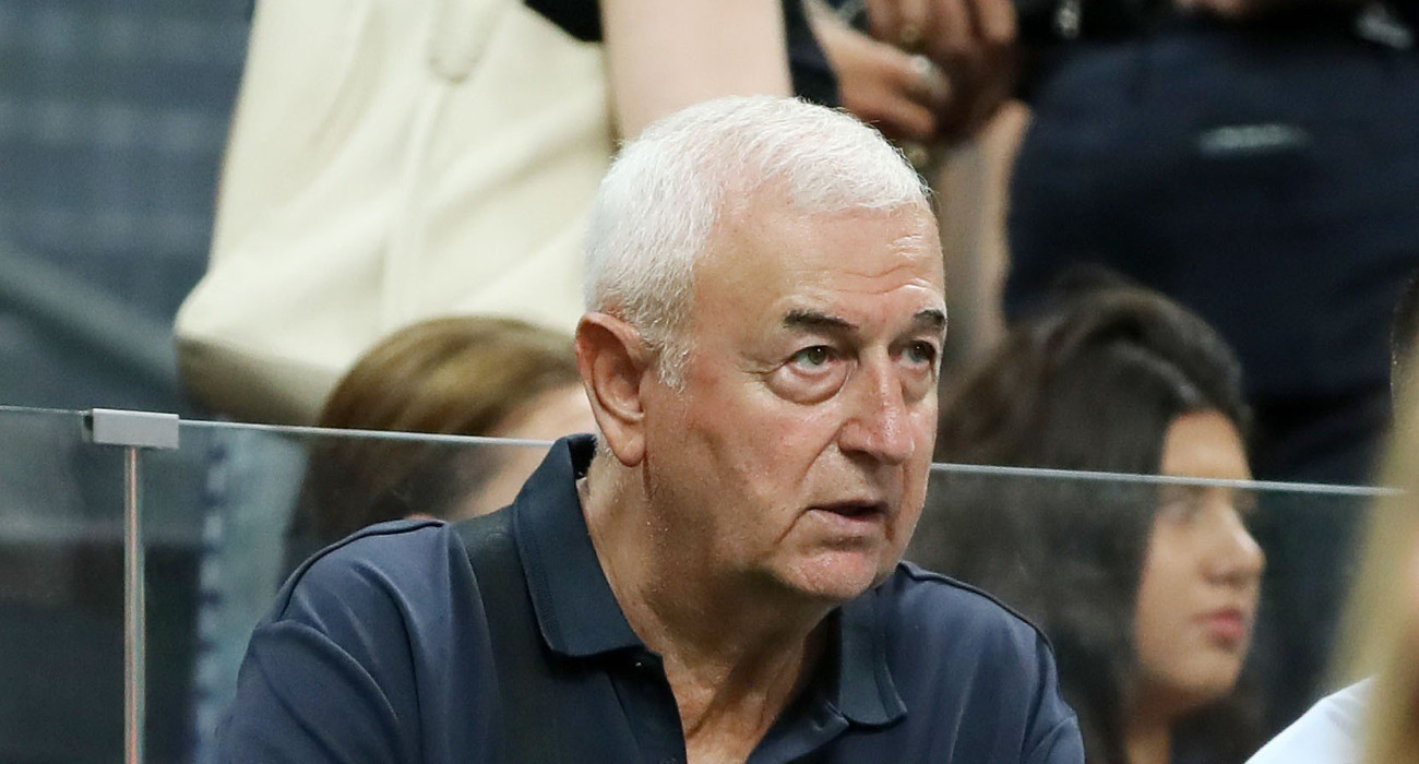 Ο Ντράγκαν Σάκοτα στο ΟΑΚΑ για το φιλικό Ελλάδα - Ιταλία, Πηγή: Intime Ο Ντράγκαν Σάκοτα στο ΟΑΚΑ για το φιλικό Ελλάδα - Ιταλία, Πηγή: Intime