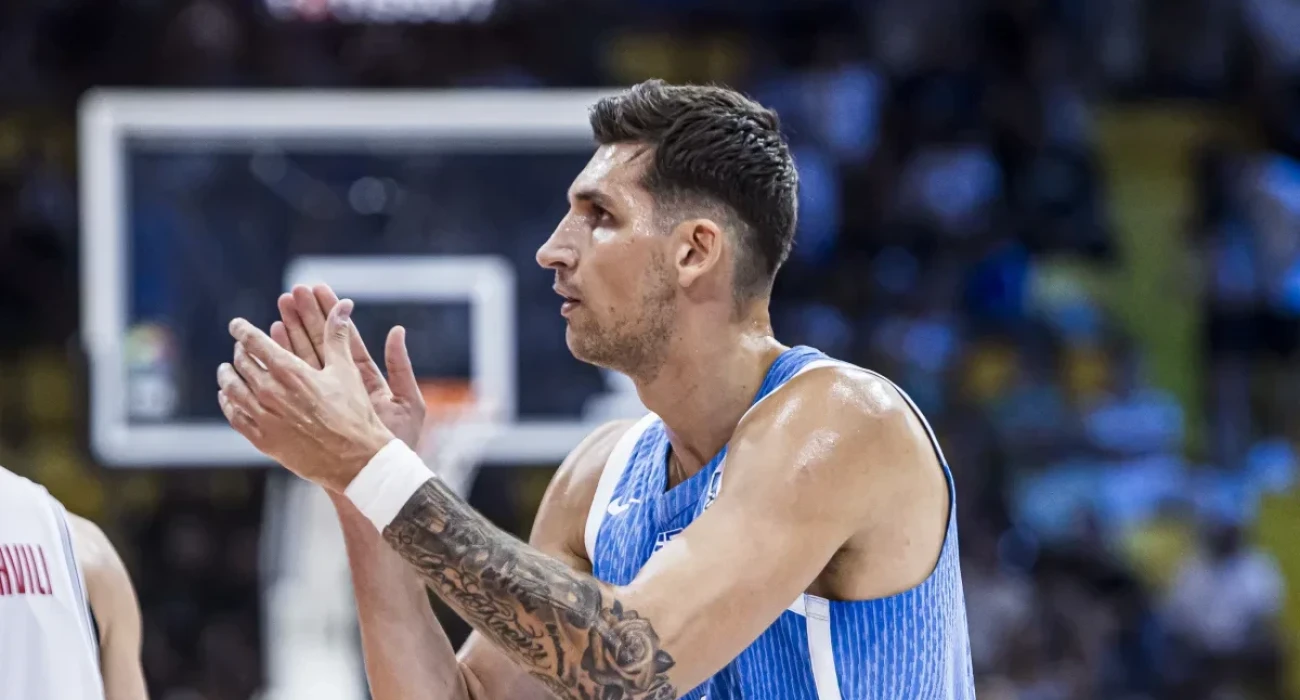 Ο Ντίνος Μήτογλου / FIBA Basketball Ο Ντίνος Μήτογλου / FIBA Basketball