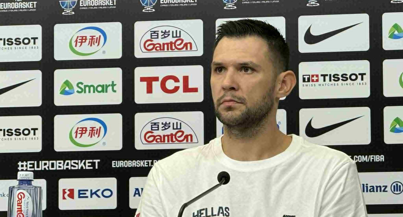 Παπανικολάου: «Εκπροσωπούμε τη χώρα μας και πρέπει να το δείξουμε στο παρκέ, το κίνητρο είναι μεγάλο» Παπανικολάου: «Εκπροσωπούμε τη χώρα μας και πρέπει να το δείξουμε στο παρκέ, το κίνητρο είναι μεγάλο»