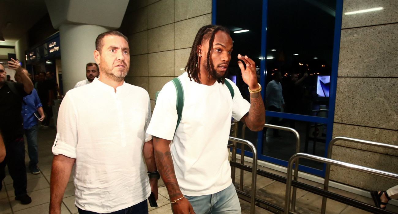 Ο Ρενάτο Σάντσες στην Αθήνα για τον Παναθηναϊκό / Πηγή: Eurokinissi Ο Ρενάτο Σάντσες στην Αθήνα για τον Παναθηναϊκό / Πηγή: Eurokinissi