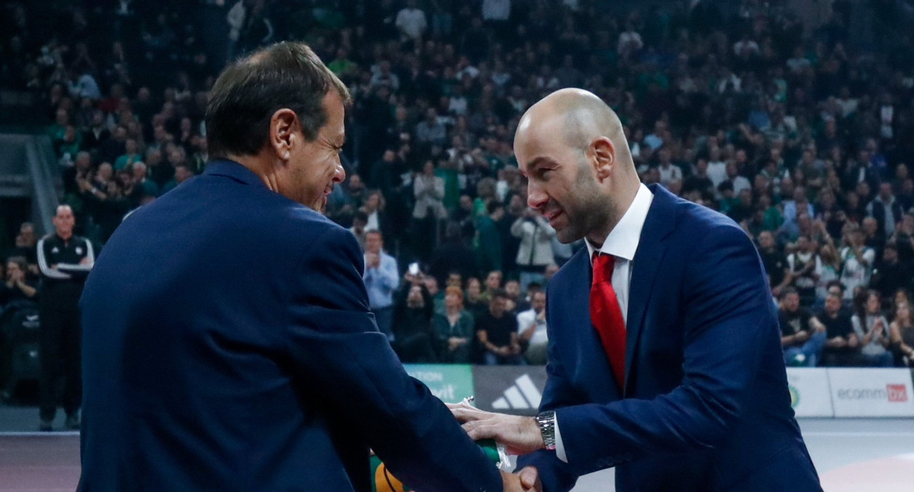Οι Εργκίν Αταμάν και Βασίλης Σπανούλης / Πηγή: Eurokinissi