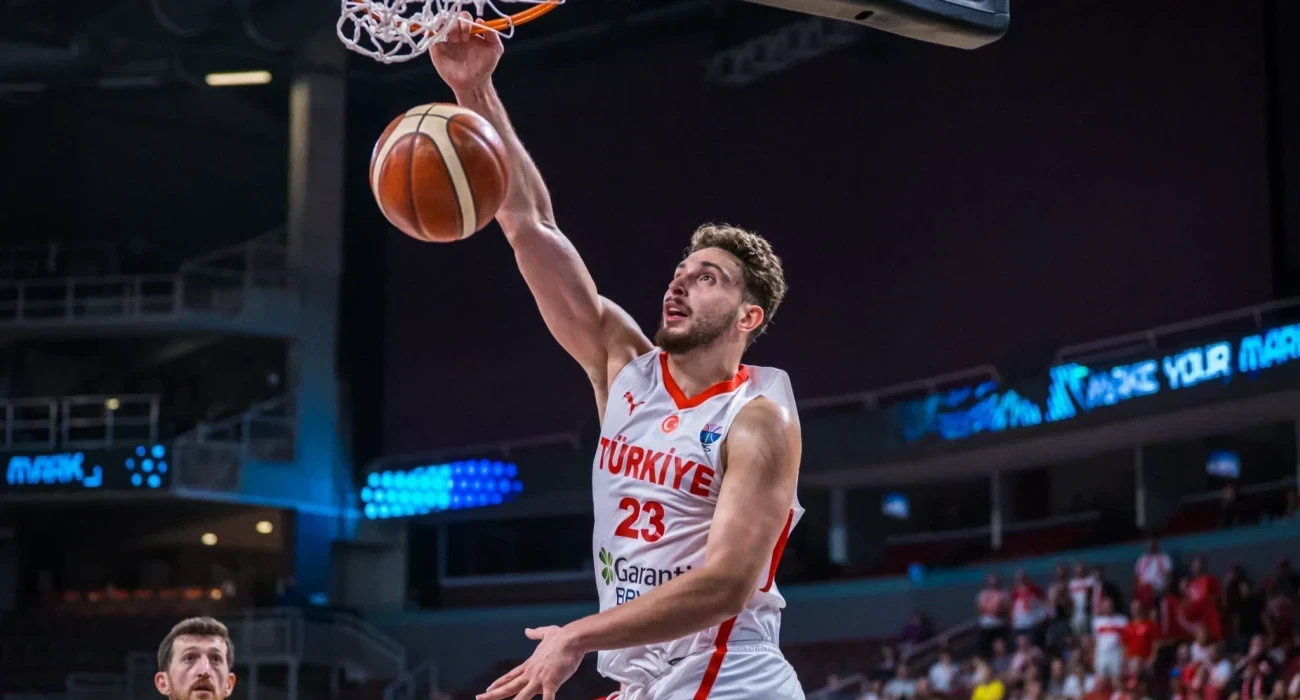 Ο Αλμπερέν Σενγκούν / Πηγή: FIBA Basketball Ο Αλμπερέν Σενγκούν / Πηγή: FIBA Basketball
