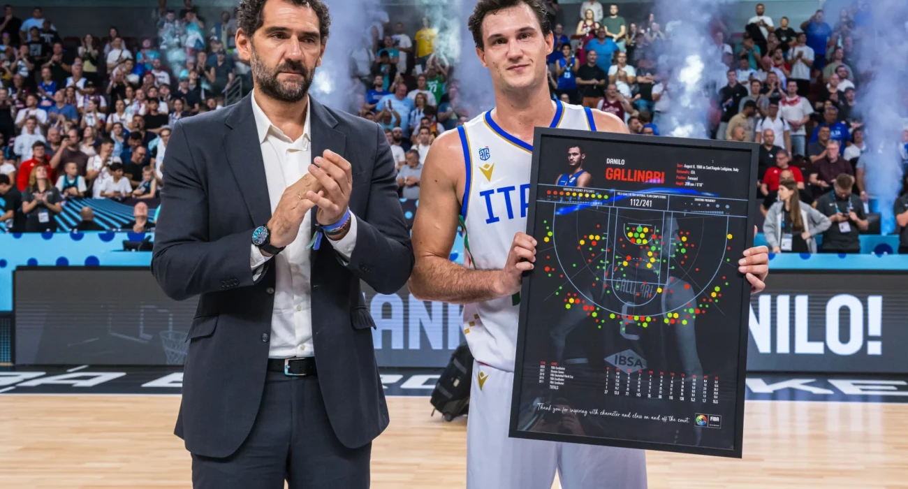 Ο Ντανίλο Γκαλινάρι με τον Χόρχε Γκαρμπαχόσα/Πηγή: FIBA Ο Ντανίλο Γκαλινάρι με τον Χόρχε Γκαρμπαχόσα/Πηγή: FIBA