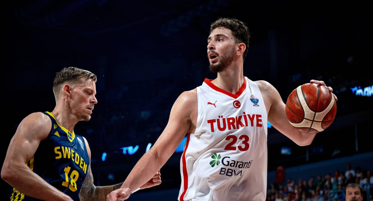 Ο Αλπερέν Σενγκούν /Πηγή: FIBA Ο Αλπερέν Σενγκούν /Πηγή: FIBA