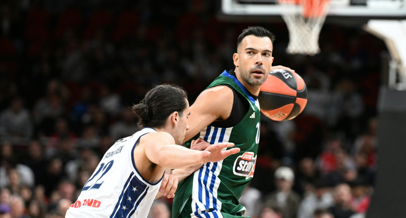 Ο Κώστας Σλούκας/Βαγγέλης Στόλης Ο Κώστας Σλούκας/Βαγγέλης Στόλης