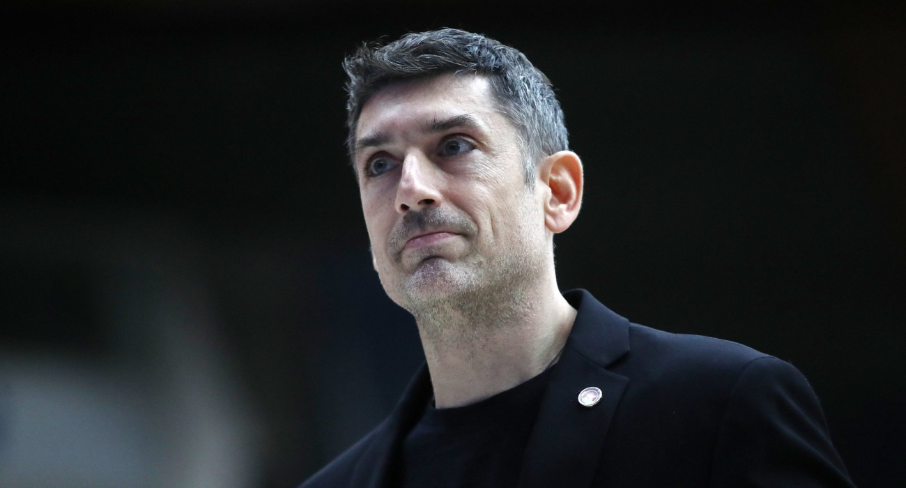 Ποιος ήταν ο πρώτος άνθρωπος που διέκρινε τις ικανότητες του προπονητή Βασίλη Ξανθόπουλου Ποιος ήταν ο πρώτος άνθρωπος που διέκρινε τις ικανότητες του προπονητή Βασίλη Ξανθόπουλου