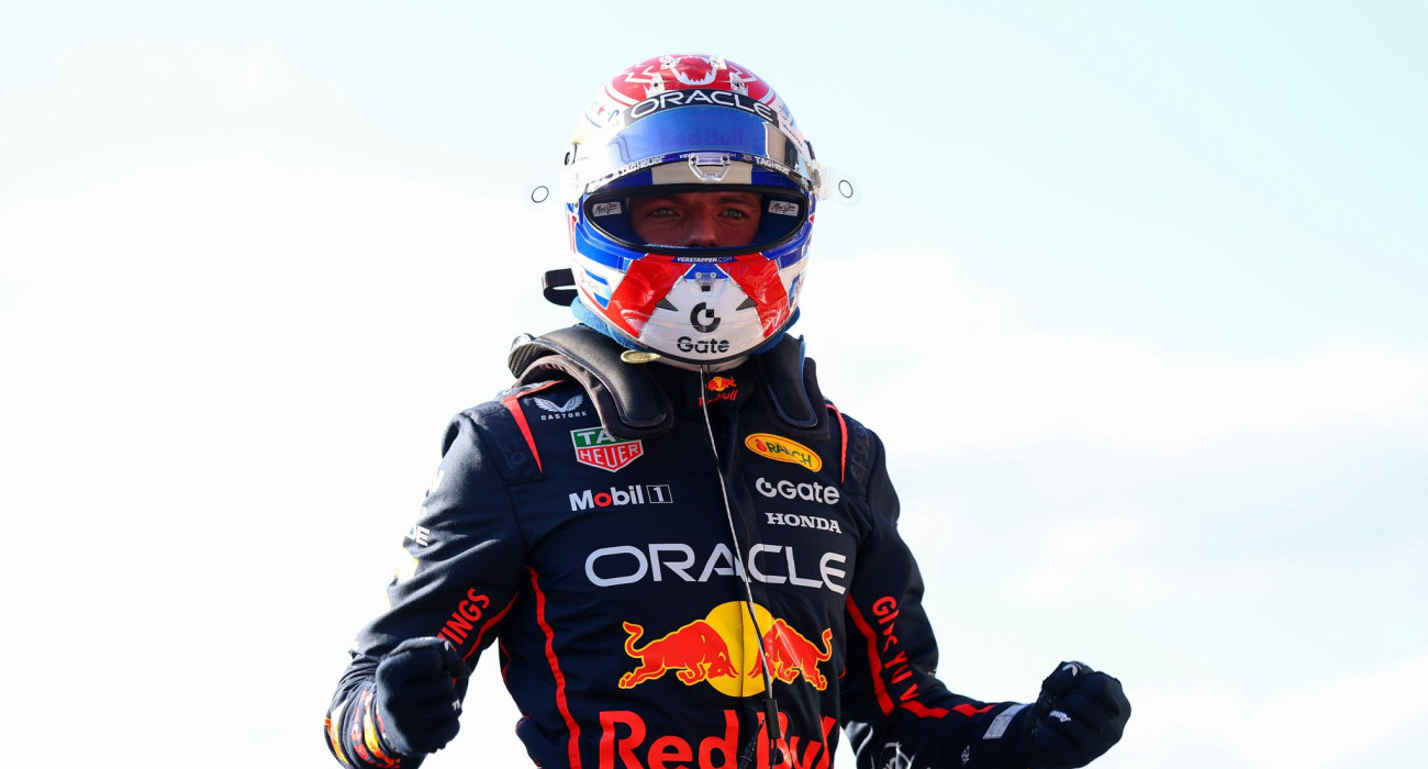 Ο Μαξ Φερστάπεν πανηγυρίζει την pole position / Photo by Bryn Lennon - Formula 1/Formula 1 via Getty Images Ο Μαξ Φερστάπεν πανηγυρίζει την pole position / Photo by Bryn Lennon - Formula 1/Formula 1 via Getty Images