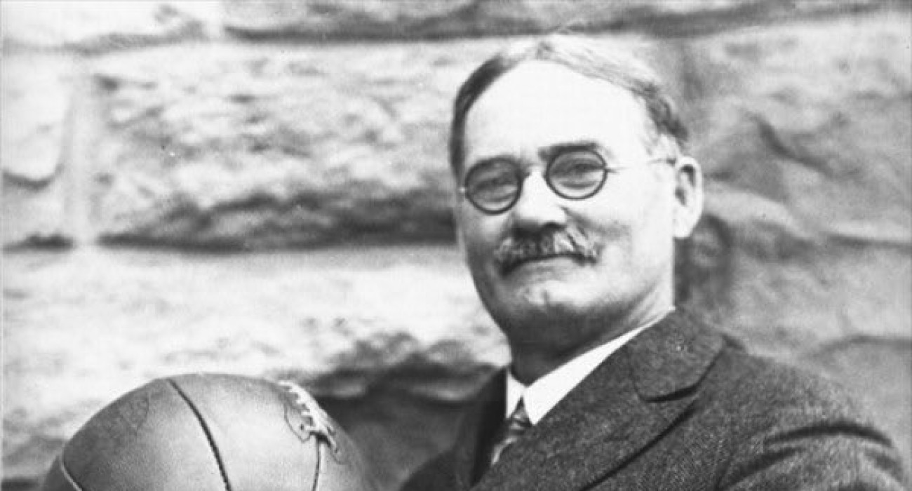 Ο ιστορικός «πατέρας» του μπάσκετ, Τζέιμς Νέισμιθ Ο ιστορικός «πατέρας» του μπάσκετ, Τζέιμς Νέισμιθ