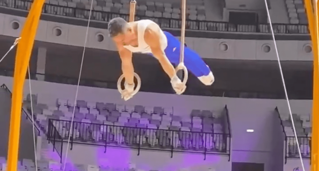Λευτέρης Πετρούνιας / Screenshot Λευτέρης Πετρούνιας / Screenshot