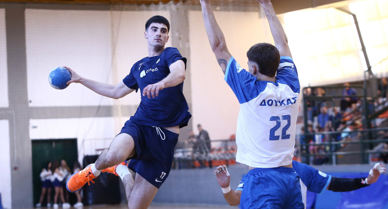 Φάση από το ματς των ΕΣΝ Βριλησσίων με τον ΑΣΕ Δούκα στην πέμπτη αγωνιστική της Handball Premier / Πηγή: Intime Φάση από το ματς των ΕΣΝ Βριλησσίων με τον ΑΣΕ Δούκα στην πέμπτη αγωνιστική της Handball Premier / Πηγή: Intime