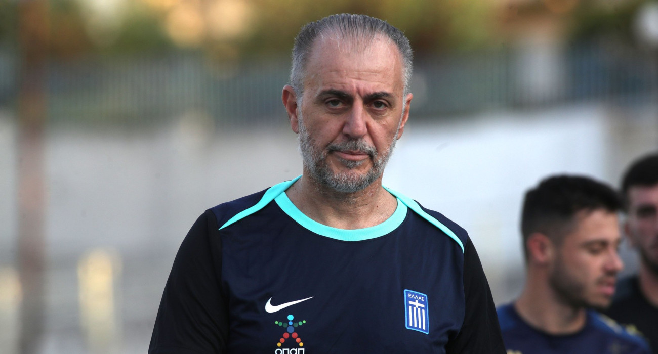 Ο προπονητής της Εθνικής Ελπίδων Γιάννης Ταουσιάνης / Πηγή: Intime Ο προπονητής της Εθνικής Ελπίδων Γιάννης Ταουσιάνης / Πηγή: Intime