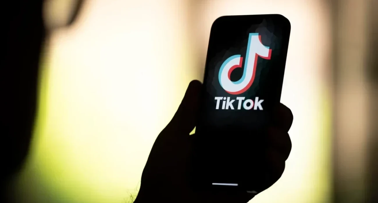 Η Κίνα αποκαλεί τη συμφωνία για το TikTok νίκη - Τι κερδίζει όμως πραγματικά; Η Κίνα αποκαλεί τη συμφωνία για το TikTok νίκη - Τι κερδίζει όμως πραγματικά;