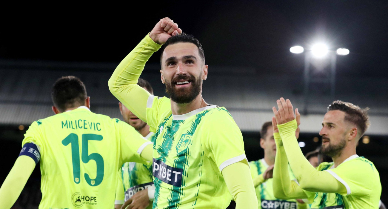 Οι παίκτες της ΑΕΚ Λάρνακας πανηγυρίζουν / Πηγή: InTime Οι παίκτες της ΑΕΚ Λάρνακας πανηγυρίζουν / Πηγή: InTime