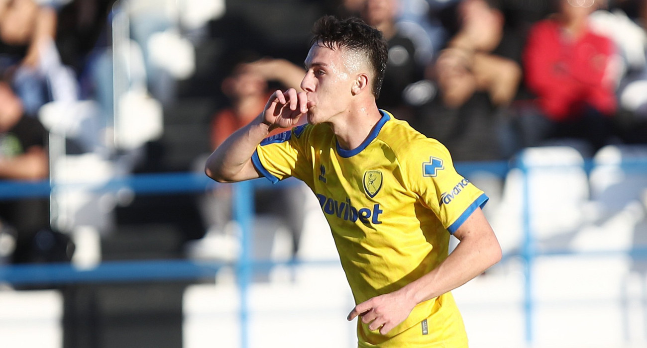 Ο Σωτήρης Κοντούρης πανηγυρίζει με τον Παναιτωλικό / Πηγή: Eurokinissi Ο Σωτήρης Κοντούρης πανηγυρίζει με τον Παναιτωλικό / Πηγή: Eurokinissi