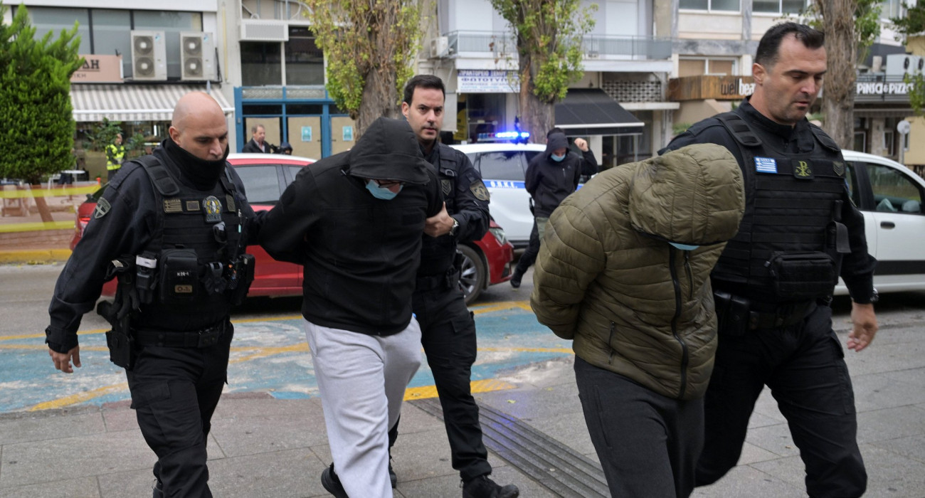 Στην Εισαγγελία Πρωτοδικών Χαλκίδας οι πρώτοι συλληφθέντες για τη δολοφονία του 20χρονου Μάριου / Πηγή: Intime