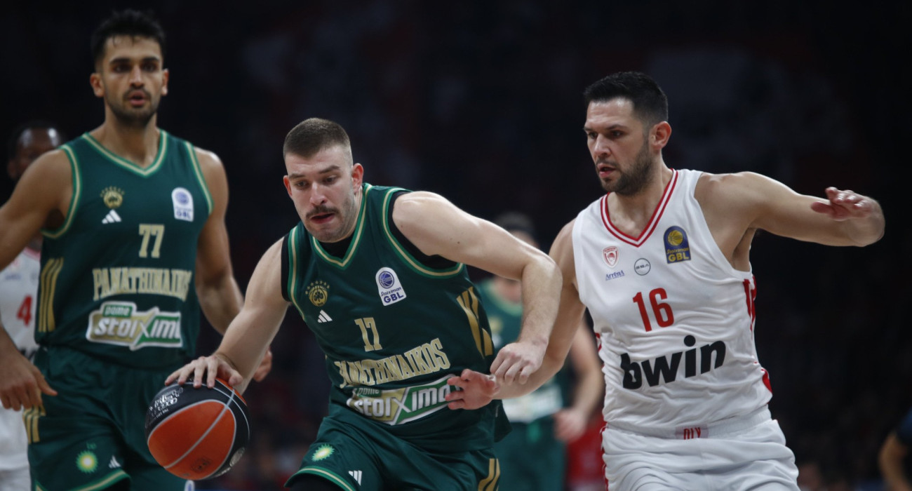 Ο Νίκος Ρογκαβόπουλος και ο Κώστας Παπανικολάου/Πηγή: Eurokinissi