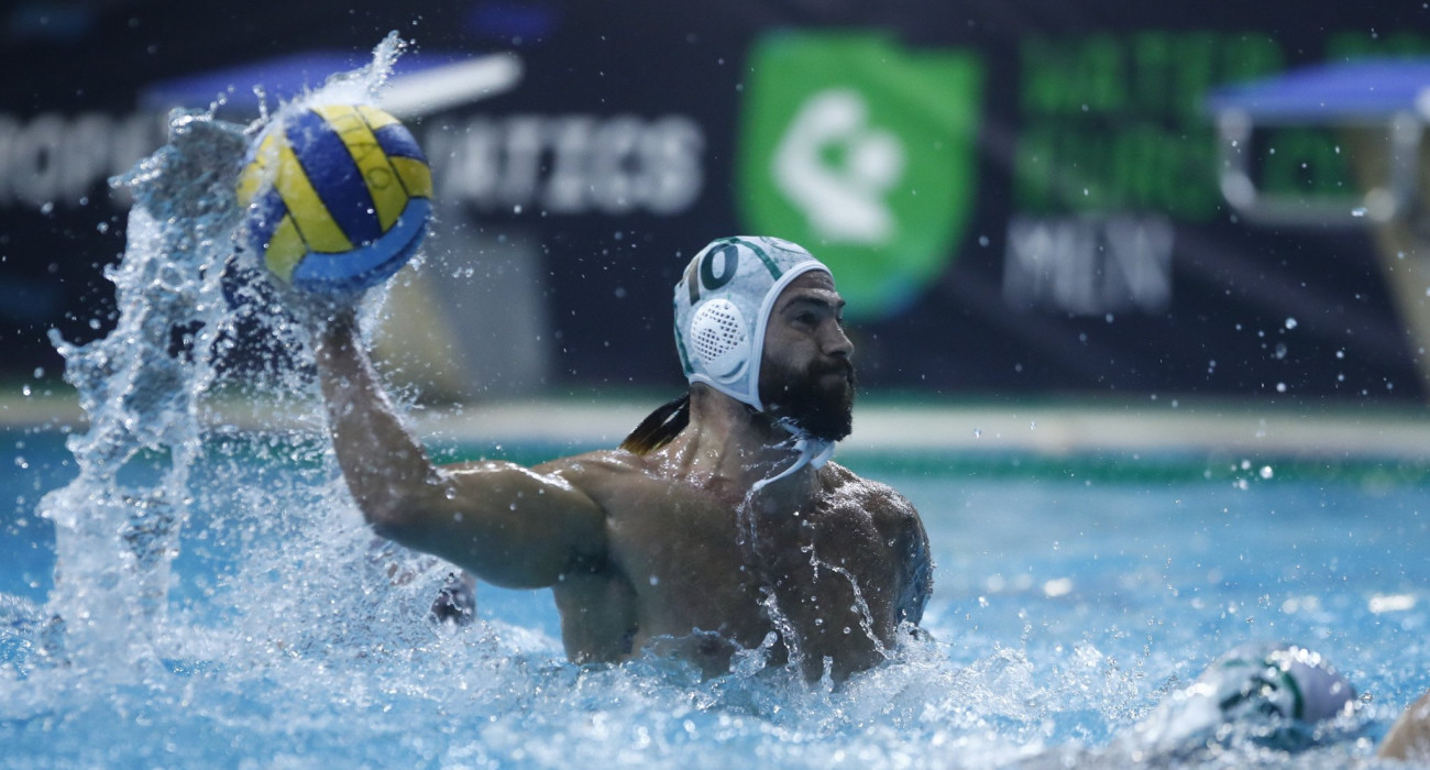 Ο Παπασηφάκης σε σουτ του Παναθηναϊκο΄ύ / Πηγή: Eurokinissi Ο Παπασηφάκης σε σουτ του Παναθηναϊκο΄ύ / Πηγή: Eurokinissi