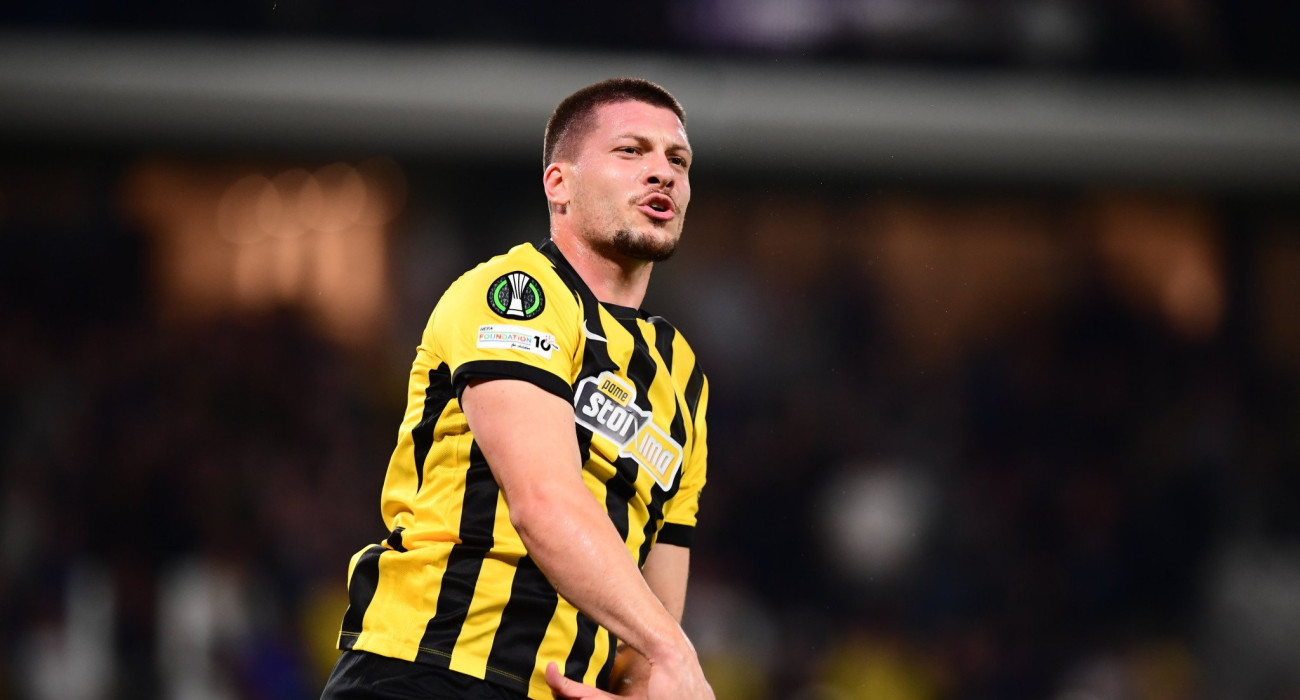 Ο Λούκα Γιόβιτς πανηγυρίζει το γκολ που σημείωσε / Πηγή: Eurokinissi