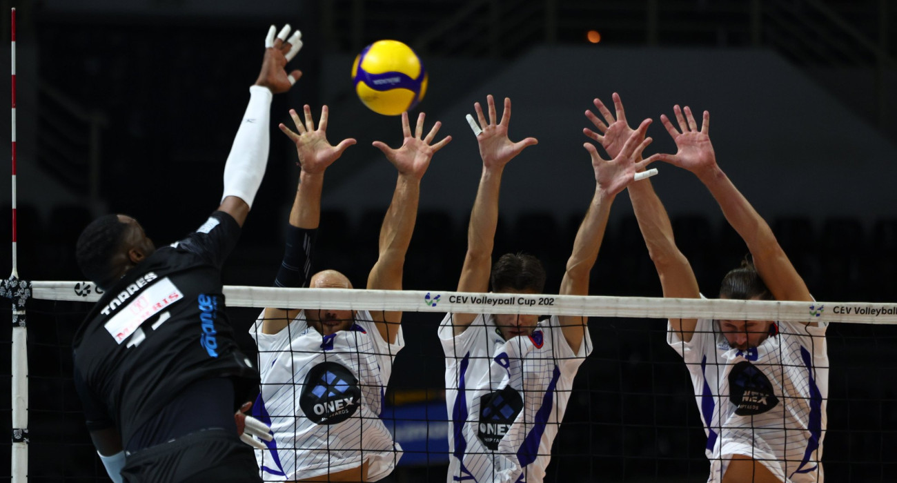 ΠΑΟΚ - Φοίνικας Σύρου / Πηγή: Eurokin ΠΑΟΚ - Φοίνικας Σύρου / Πηγή: Eurokin