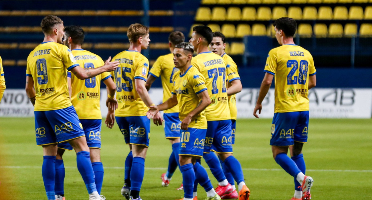 Ποδοσφαιριστές του Παναιτωλικού πανηγυρίζουν / Πηγή: Eurokinissi Ποδοσφαιριστές του Παναιτωλικού πανηγυρίζουν / Πηγή: Eurokinissi