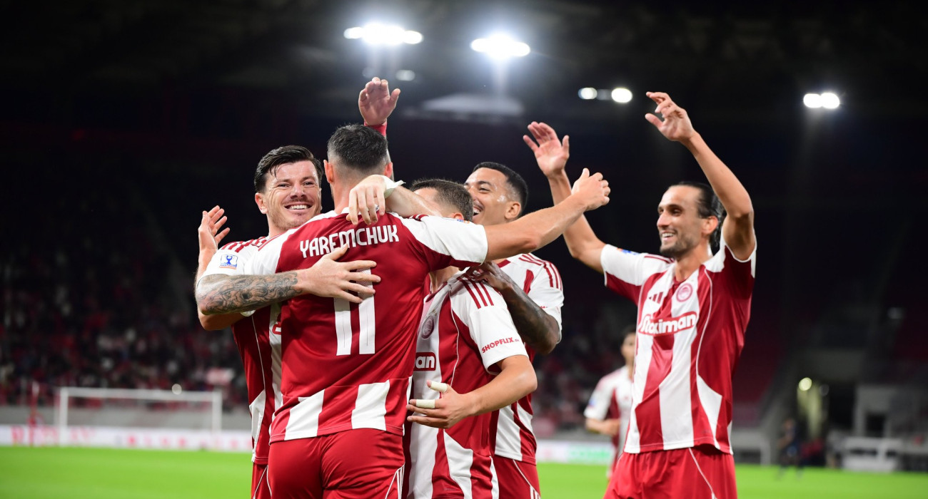 Οι παίκτες του Ολυμπιακού πανηγυρίζουν / Πηγή: Eurokinissi Οι παίκτες του Ολυμπιακού πανηγυρίζουν / Πηγή: Eurokinissi