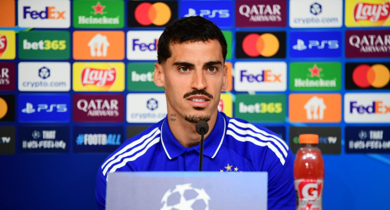 Ο Τσικίνιο στη συνέντευη τύπου / Πηγή: Eurokinissi