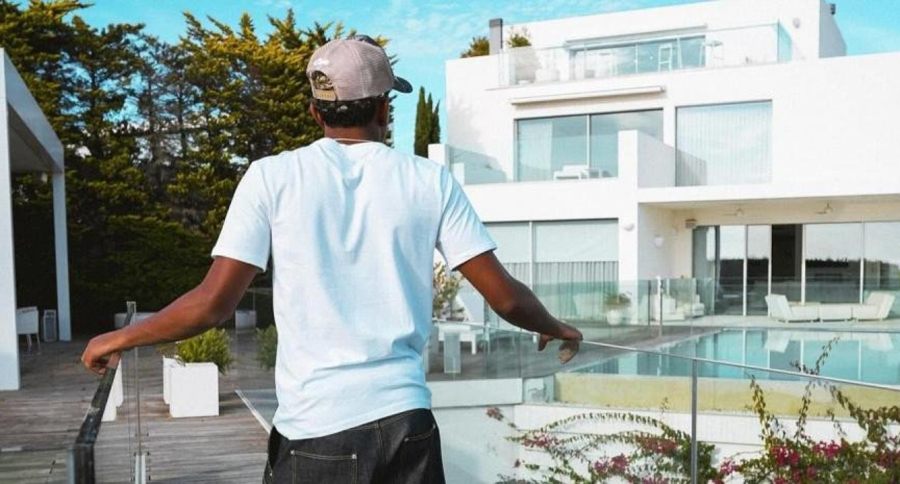 Ο Λαμίν Γιαμάλ στη νέα του κατοικία / Instagram: Lamineyamal Ο Λαμίν Γιαμάλ στη νέα του κατοικία / Instagram: Lamineyamal